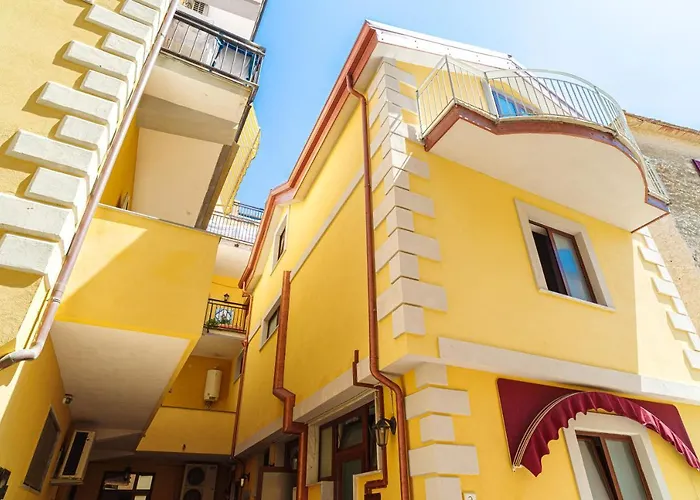 Hotel La Marina