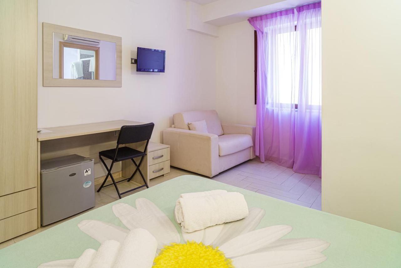 La Marina 3*