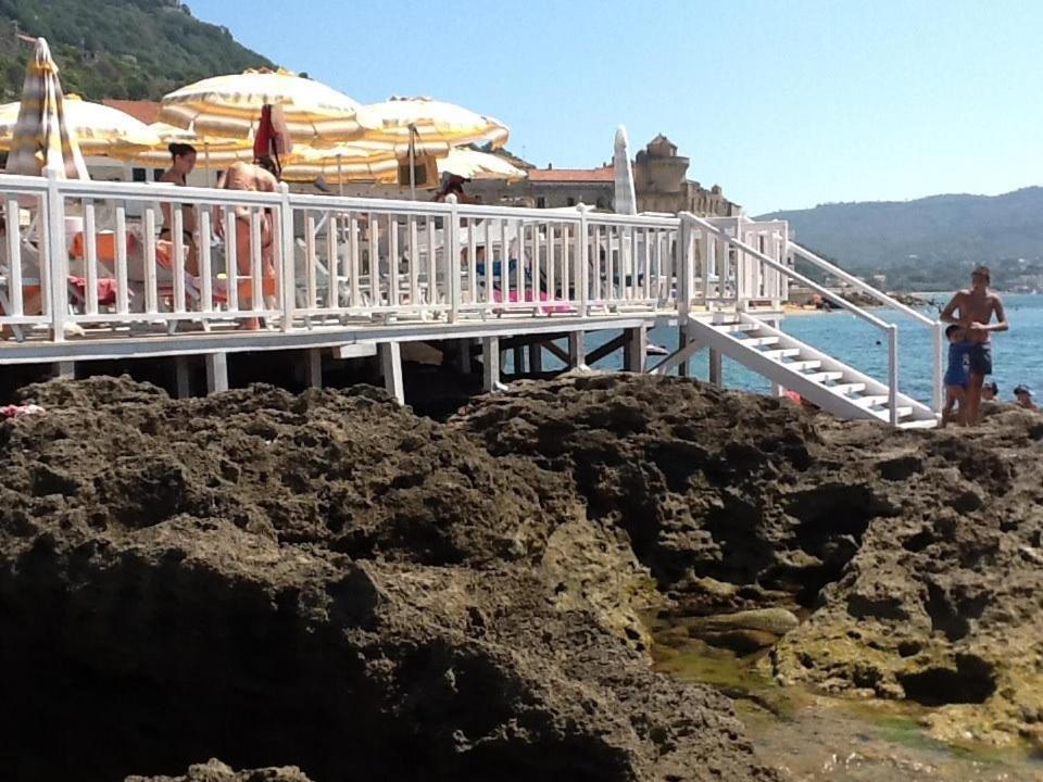 La Marina 3*