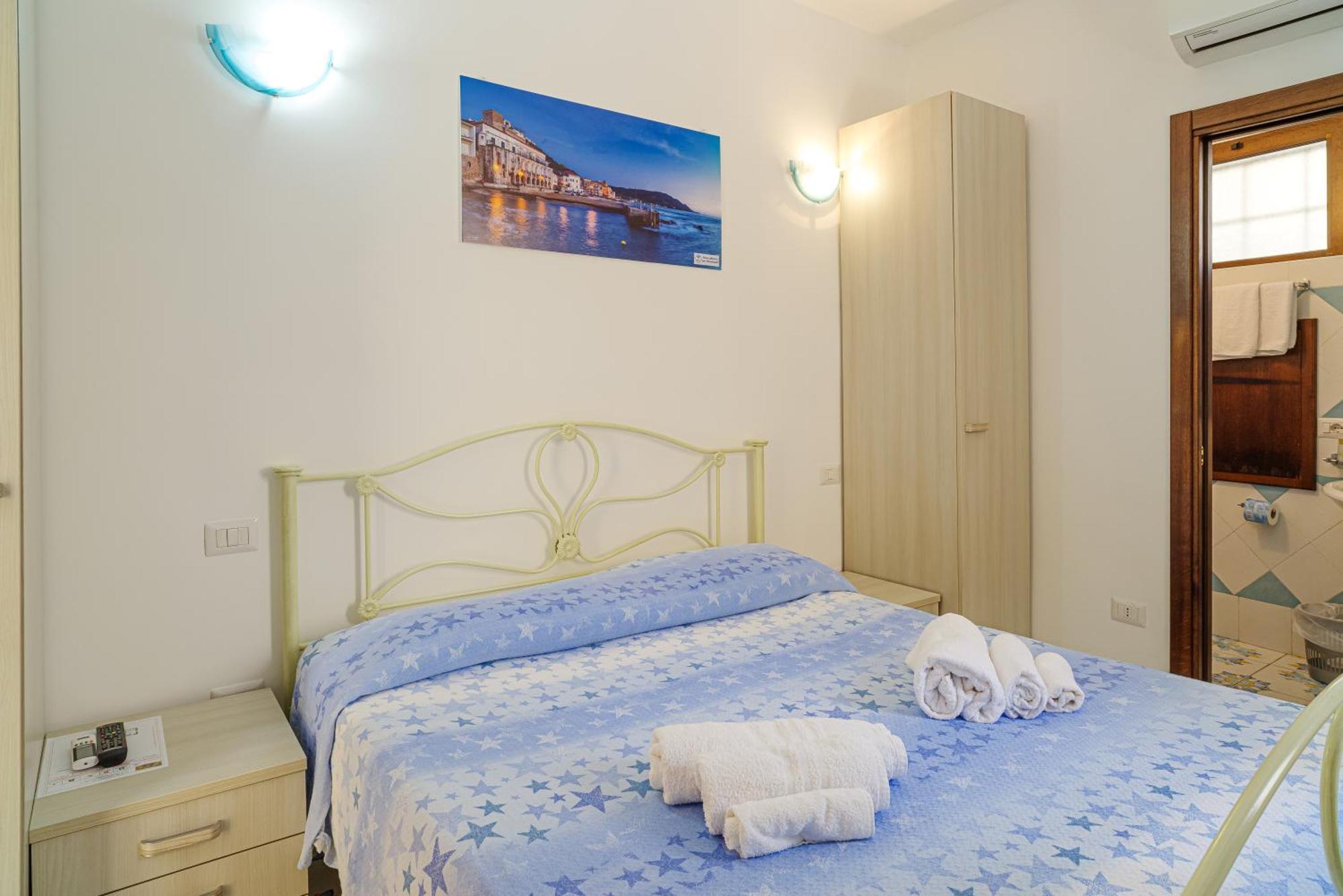Hotel La Marina